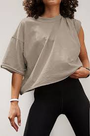 Oversized workout T-shirts